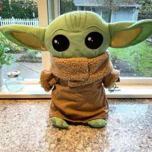 STAR WARS Baby Yoda The Mandalorian Plush 15”